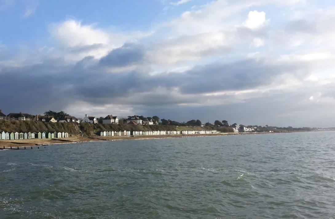 Solent Sea View Beach Cottage Hill Head Экстерьер фото